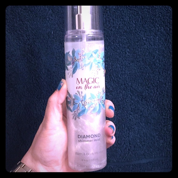 Bath Body Works New Magic In The Air Shimmer Nwt